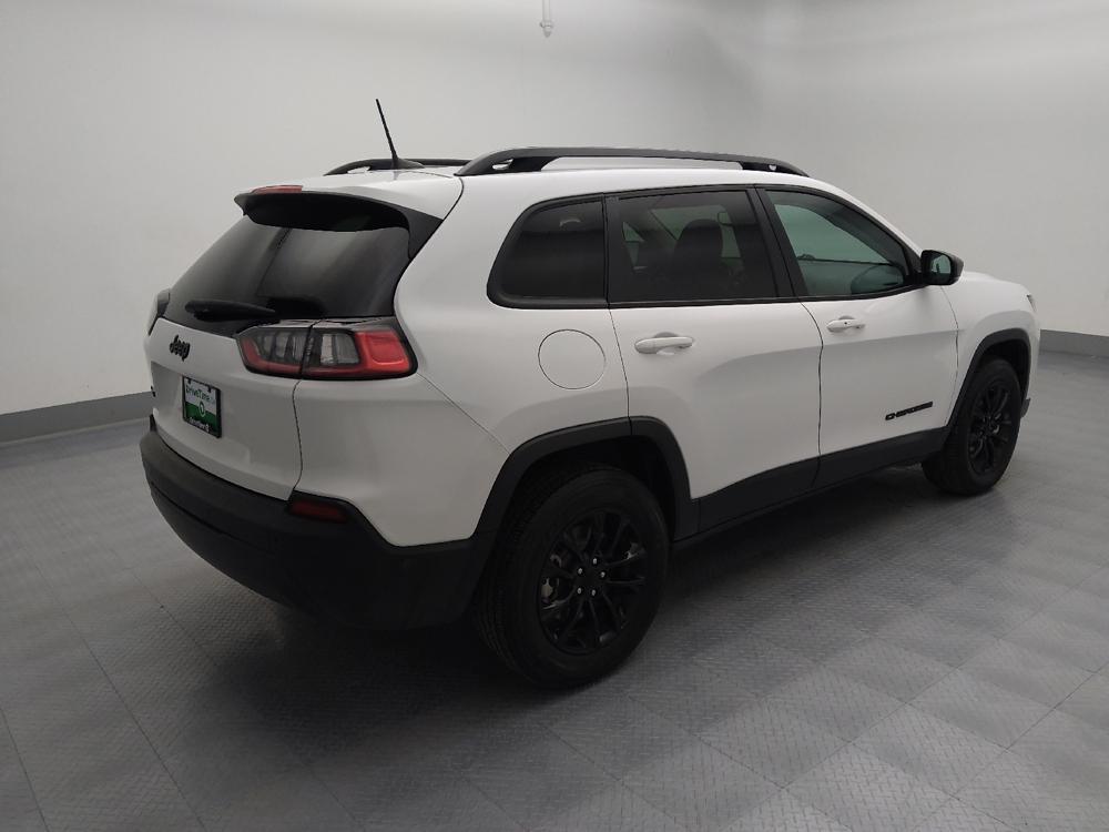 used 2023 Jeep Cherokee car, priced at $23,495