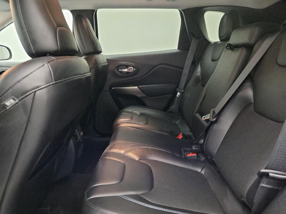 used 2020 Jeep Cherokee car, priced at $22,395