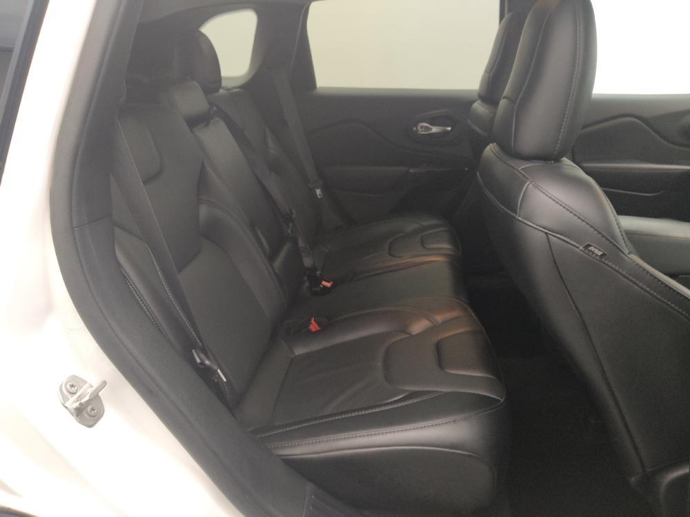 used 2023 Jeep Cherokee car, priced at $20,495