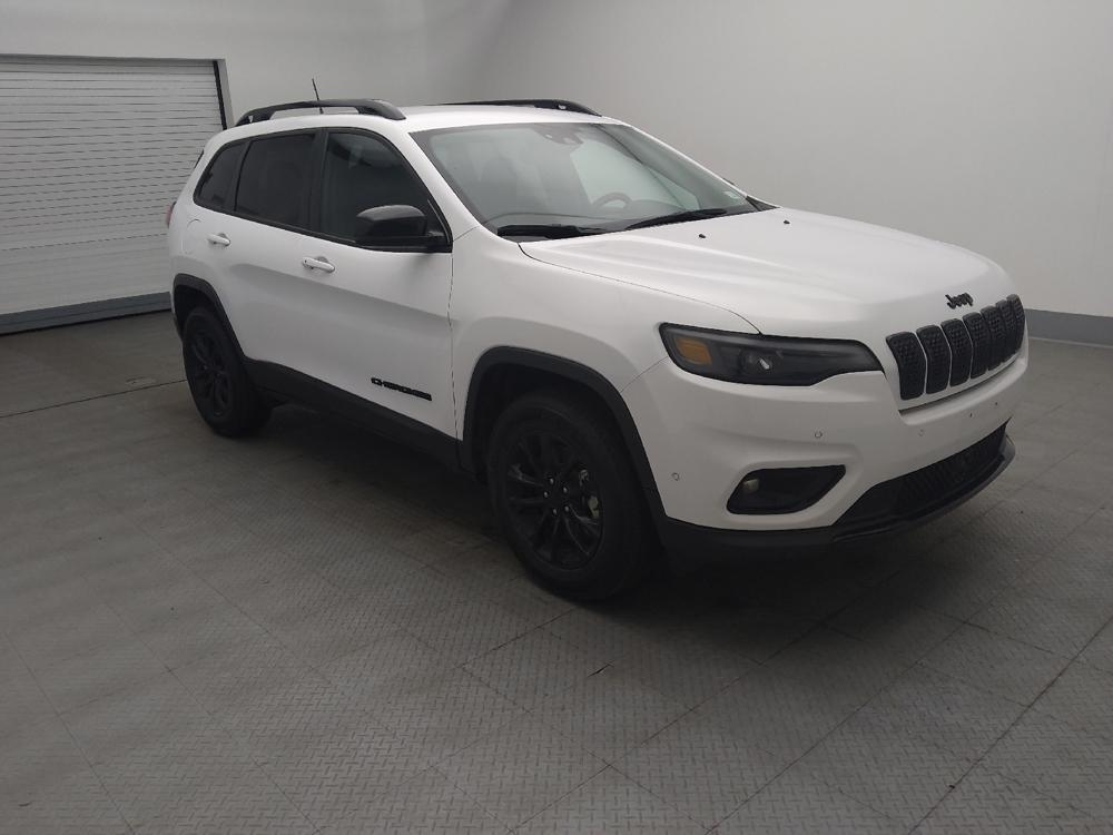 used 2023 Jeep Cherokee car, priced at $20,495