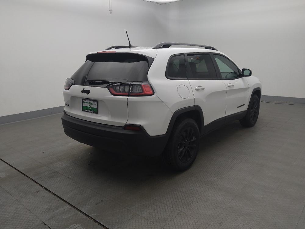 used 2023 Jeep Cherokee car, priced at $20,495