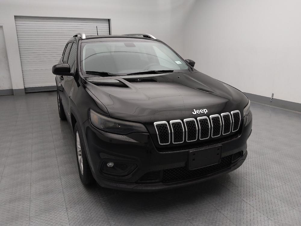 used 2019 Jeep Cherokee car, priced at $15,295