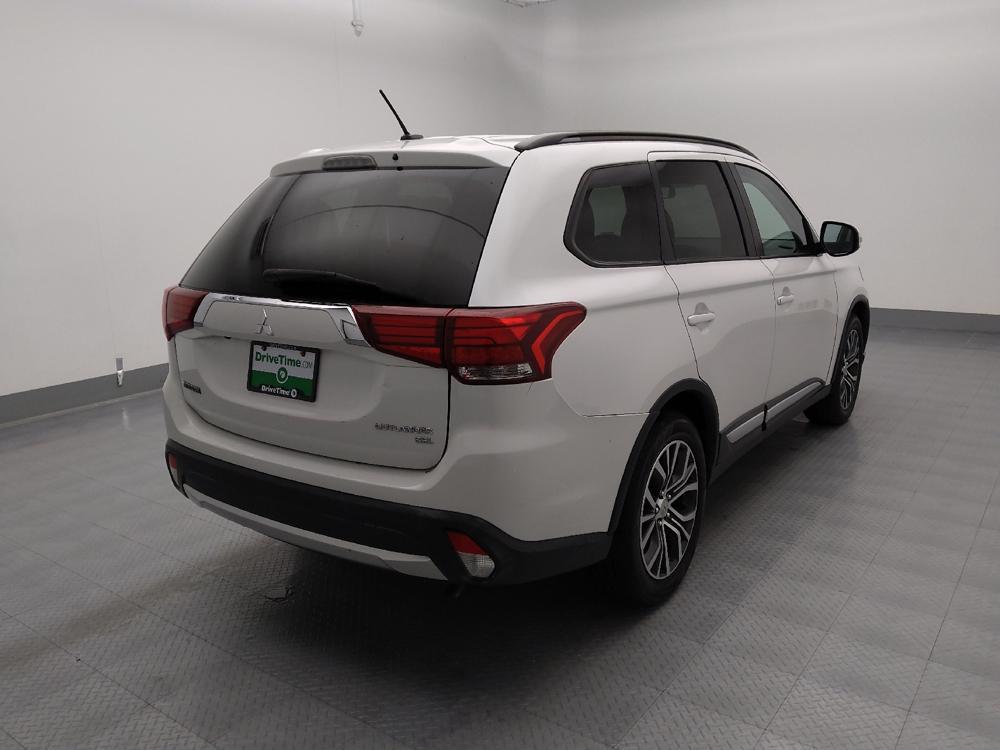 used 2016 Mitsubishi Outlander car, priced at $16,495
