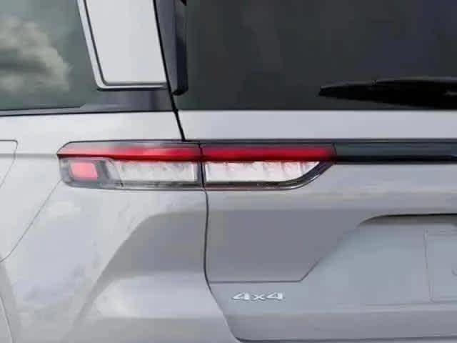 new 2026 Jeep Grand Cherokee car, priced at $51,720