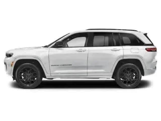 new 2026 Jeep Grand Cherokee car, priced at $51,720
