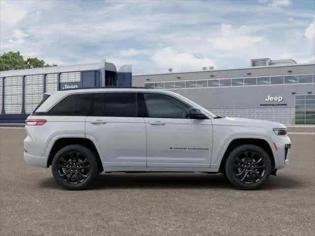 new 2026 Jeep Grand Cherokee car, priced at $51,720