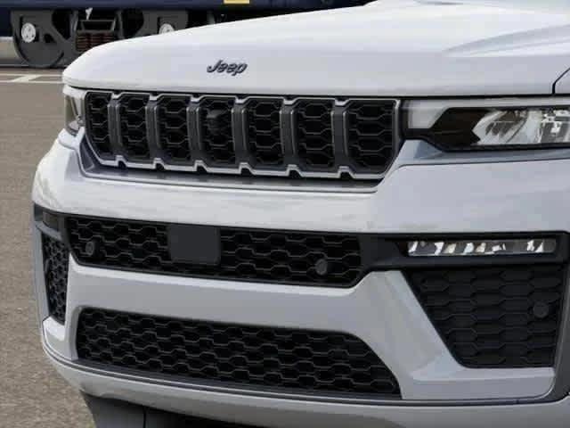 new 2026 Jeep Grand Cherokee car, priced at $51,720