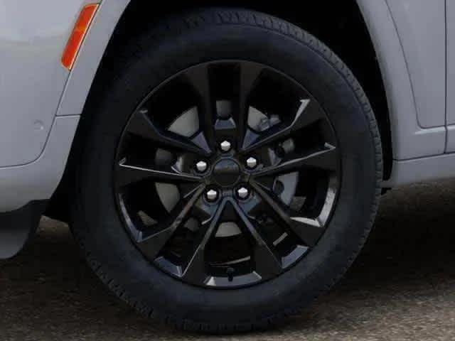 new 2026 Jeep Grand Cherokee car, priced at $51,720