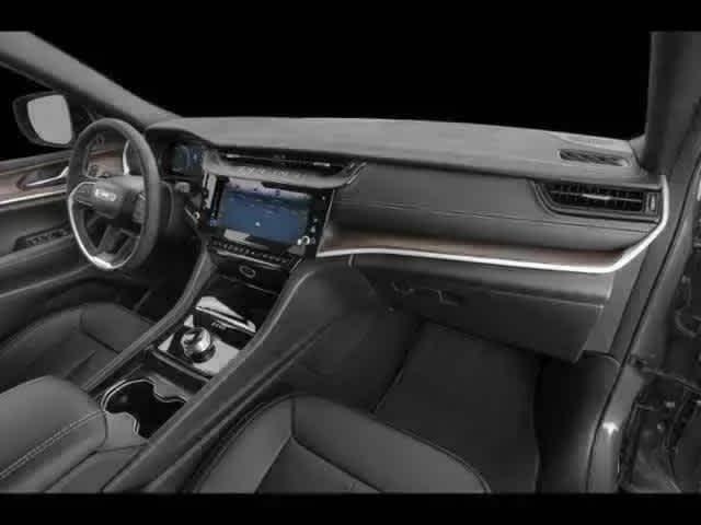 new 2026 Jeep Grand Cherokee car, priced at $53,715