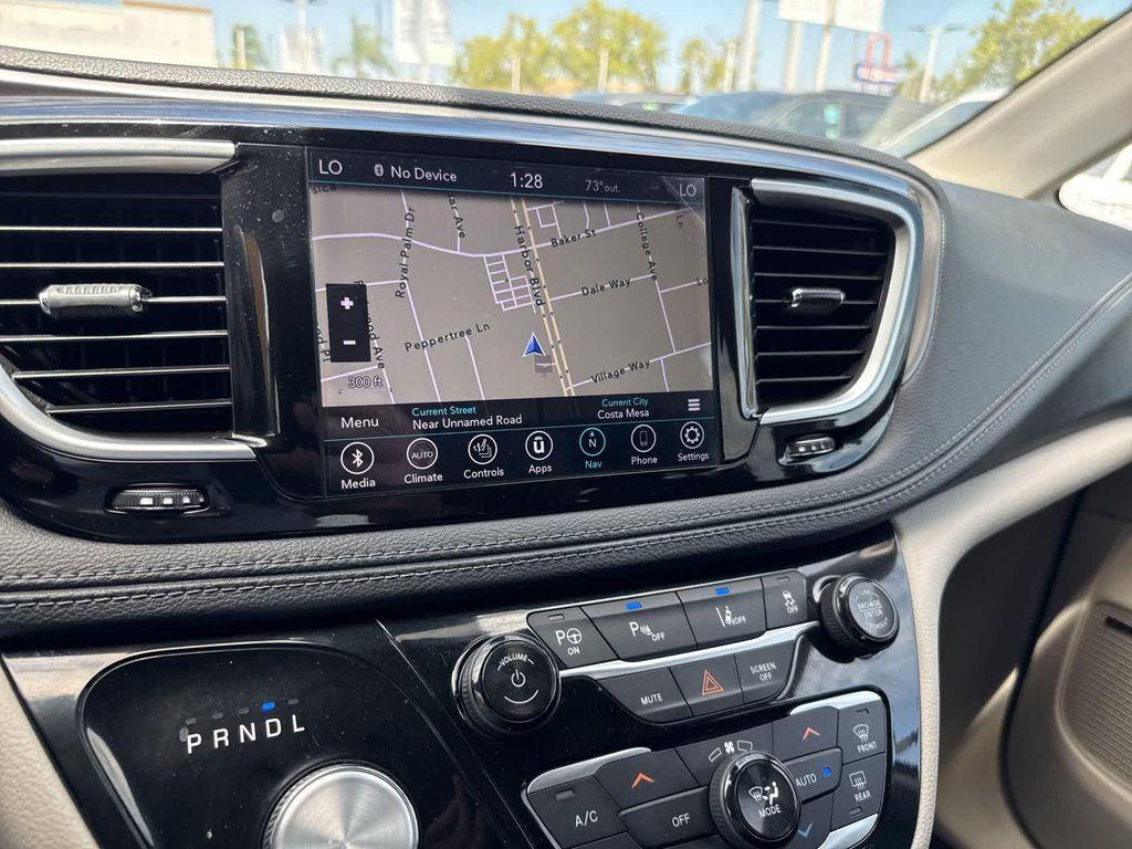 used 2019 Chrysler Pacifica Hybrid car, priced at $20,385