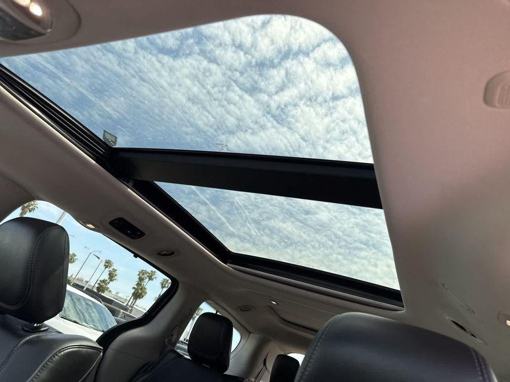 used 2019 Chrysler Pacifica Hybrid car, priced at $20,385