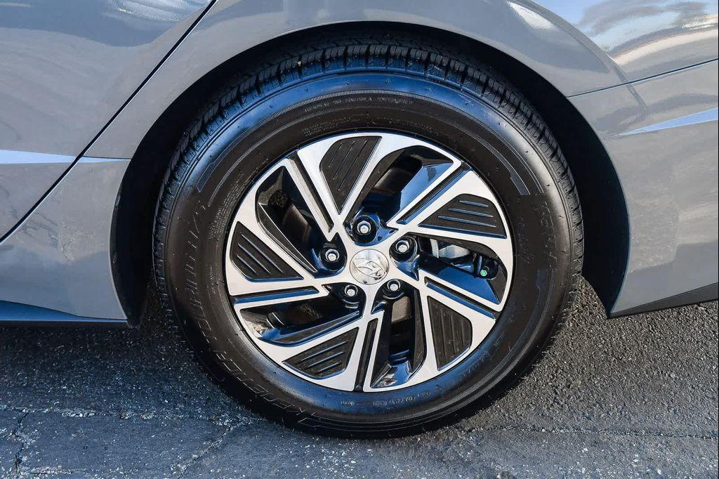 used 2022 Hyundai Sonata Hybrid car, priced at $19,200