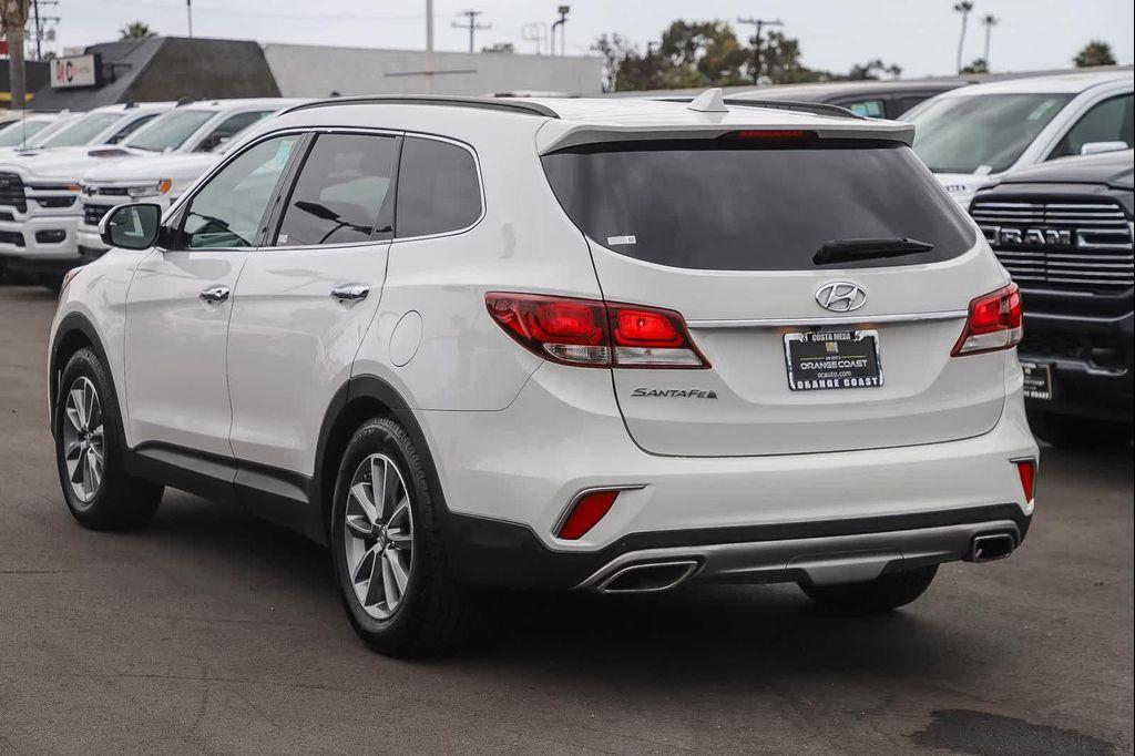 used 2018 Hyundai Santa Fe car, priced at $15,075
