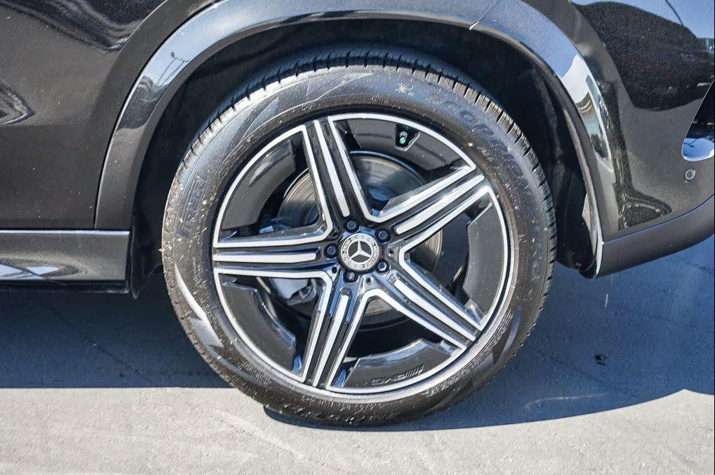 used 2025 Mercedes-Benz GLE 350 car, priced at $55,194