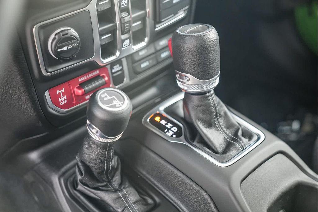 new 2026 Jeep Gladiator car, priced at $45,459