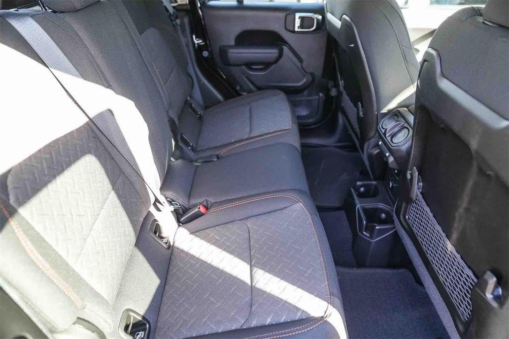 new 2026 Jeep Gladiator car, priced at $50,984