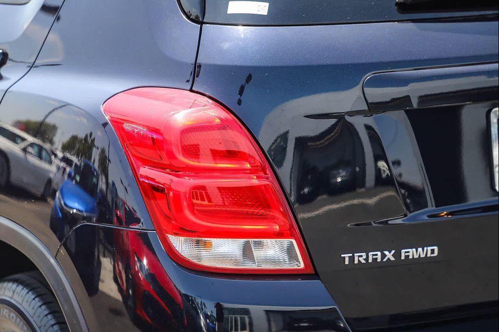 used 2022 Chevrolet Trax car, priced at $15,185
