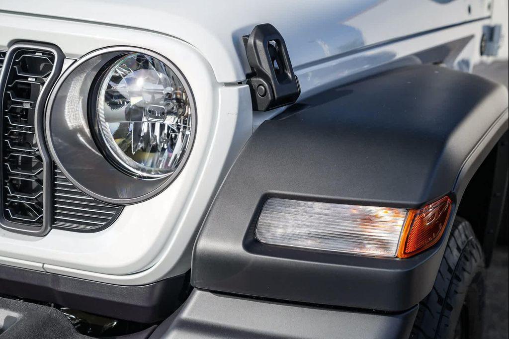 new 2026 Jeep Wrangler car, priced at $36,529