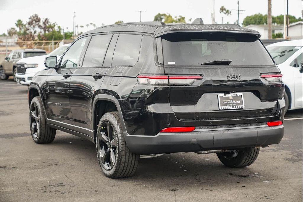 new 2025 Jeep Grand Cherokee L car, priced at $37,113