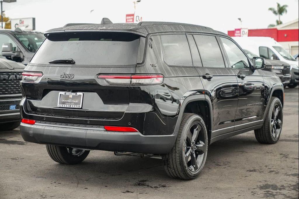 new 2025 Jeep Grand Cherokee L car, priced at $37,113