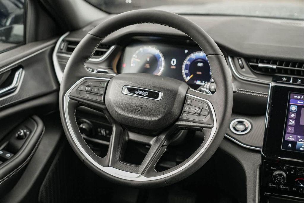 new 2025 Jeep Grand Cherokee L car, priced at $37,113