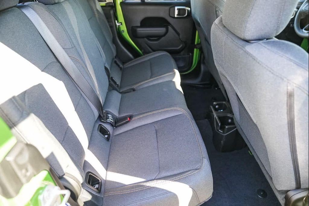 used 2025 Jeep Gladiator car, priced at $37,232