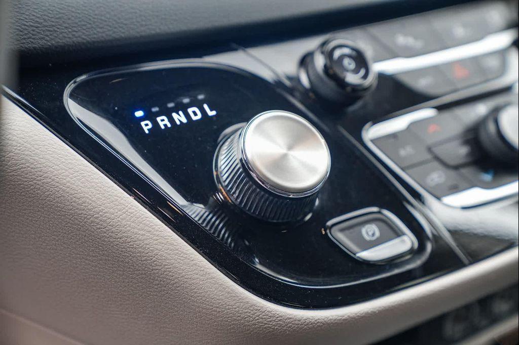 used 2024 Chrysler Pacifica car, priced at $27,443
