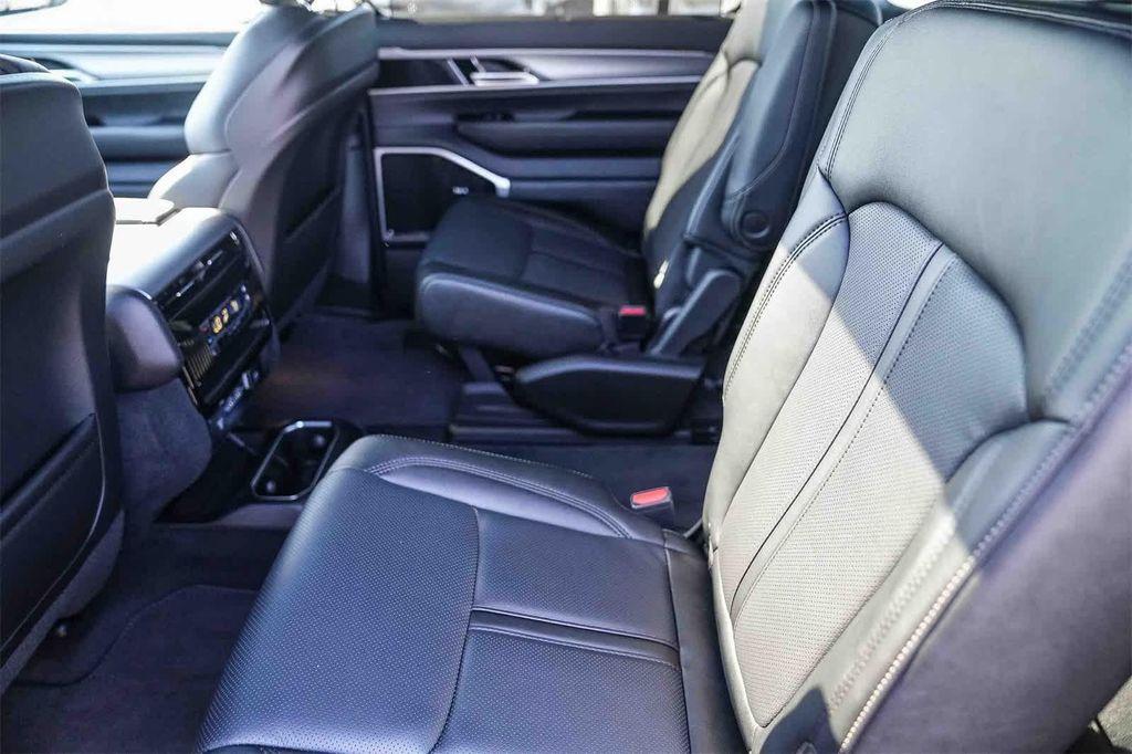 new 2026 Jeep Grand Wagoneer L car, priced at $80,629