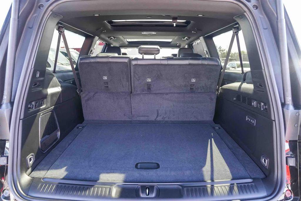 new 2026 Jeep Grand Wagoneer L car, priced at $80,629