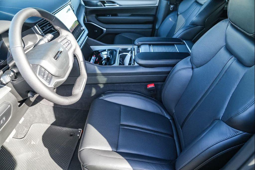 new 2026 Jeep Grand Wagoneer car, priced at $82,555