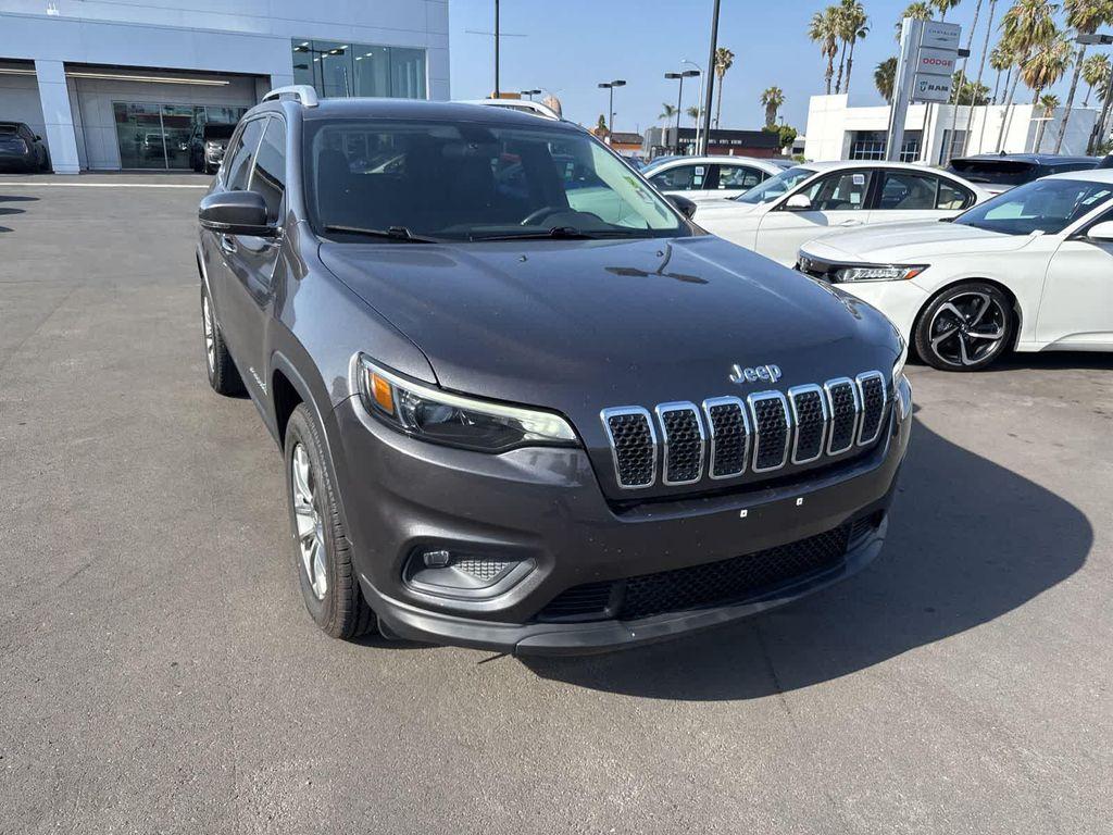 used 2019 Jeep Cherokee car, priced at $15,400