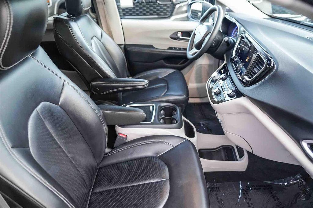 used 2023 Chrysler Pacifica car, priced at $22,397