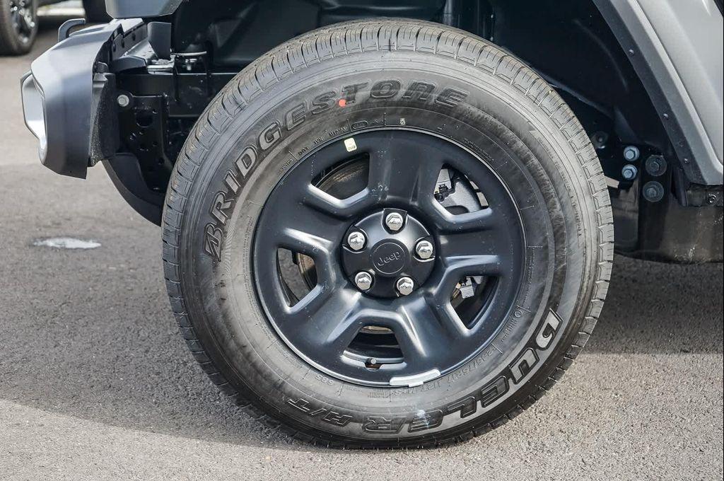 new 2026 Jeep Gladiator car, priced at $38,369