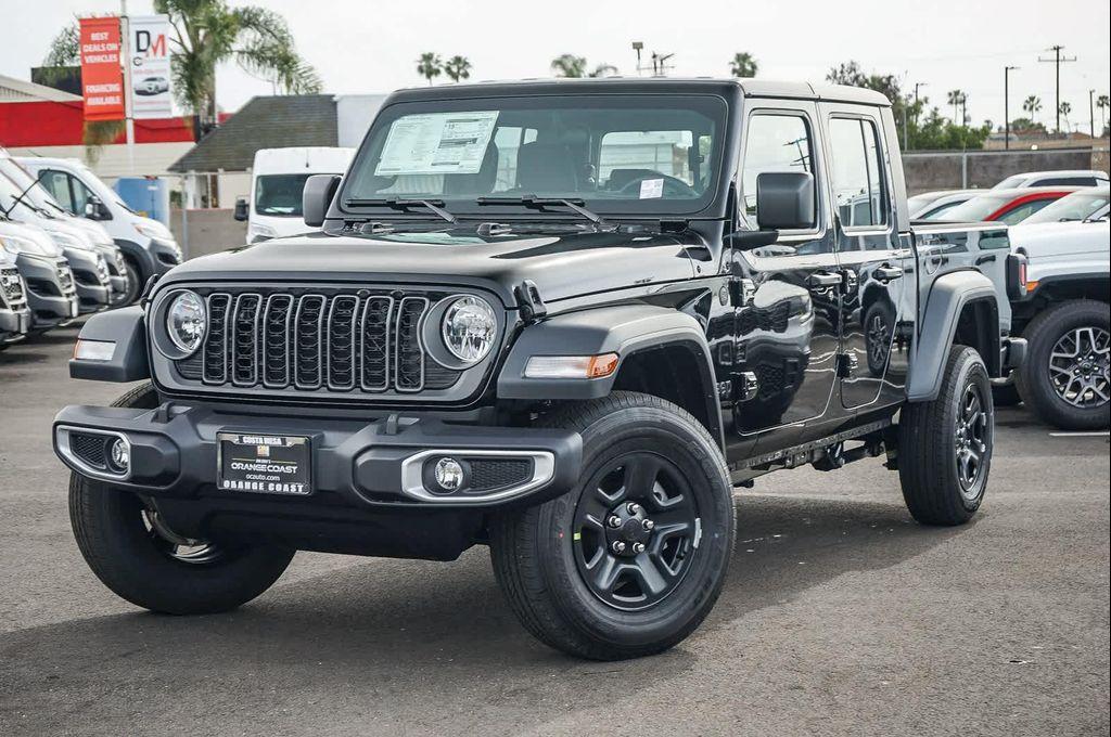 new 2026 Jeep Gladiator car, priced at $38,369