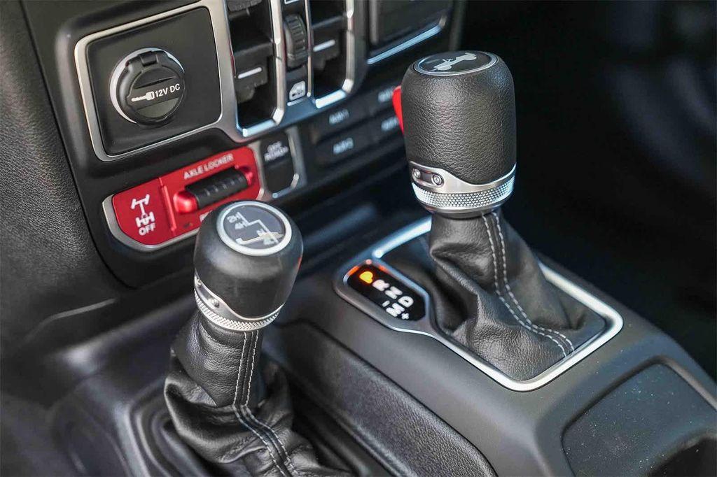 new 2025 Jeep Wrangler car, priced at $48,734