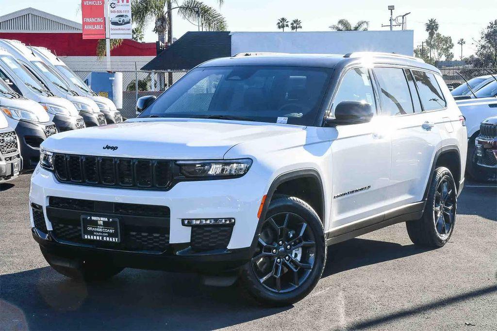 new 2025 Jeep Grand Cherokee L car, priced at $48,428