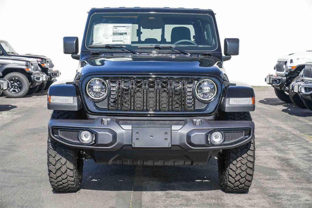 new 2026 Jeep Gladiator car, priced at $43,414