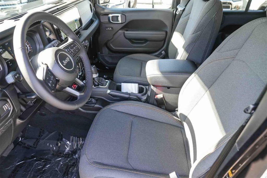 new 2026 Jeep Gladiator car, priced at $43,414