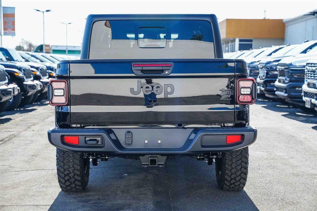 new 2026 Jeep Gladiator car, priced at $43,414