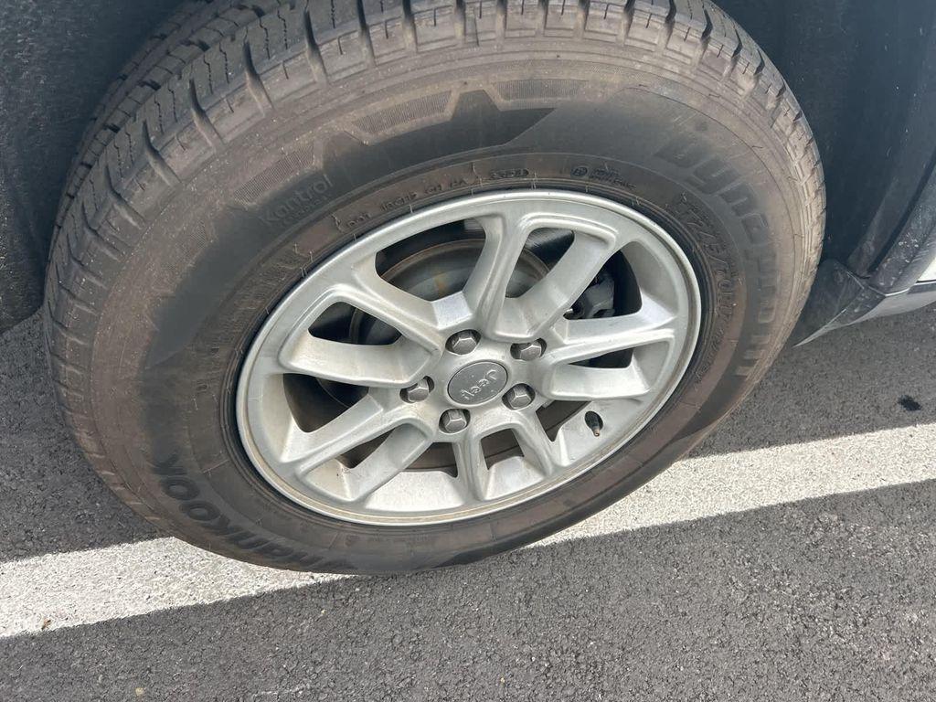 used 2019 Jeep Grand Cherokee car, priced at $16,650