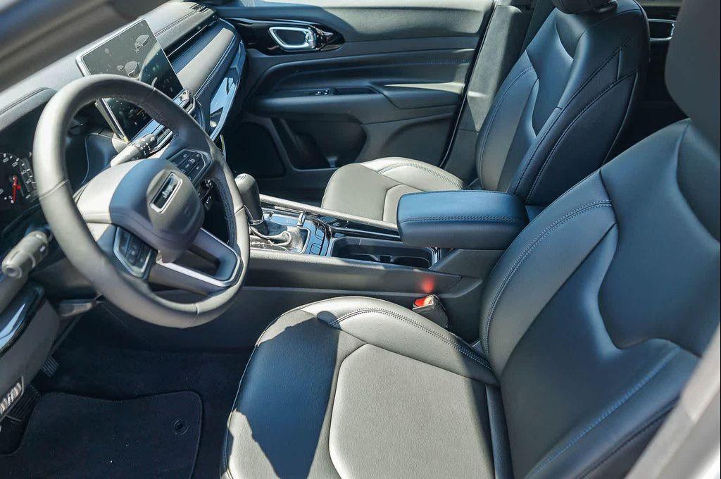 new 2026 Jeep Compass car, priced at $32,524