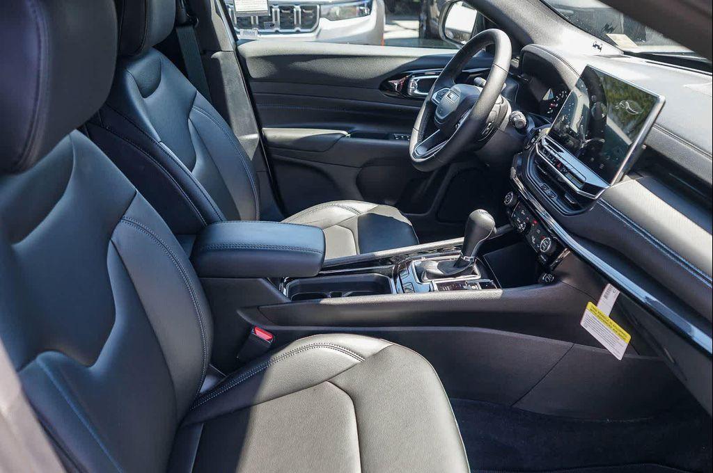 new 2026 Jeep Compass car, priced at $32,524