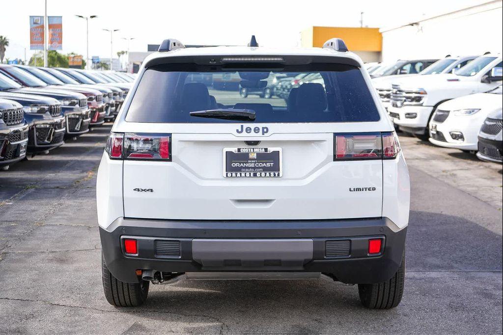 new 2026 Jeep Cherokee car, priced at $36,879