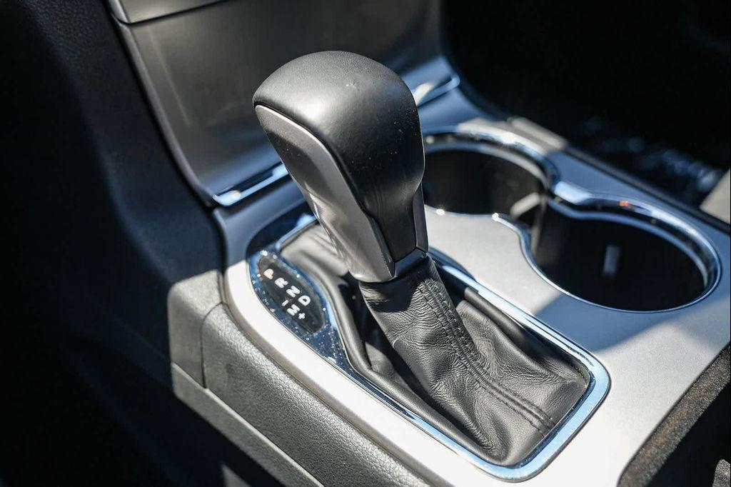 used 2021 Jeep Grand Cherokee car, priced at $22,744