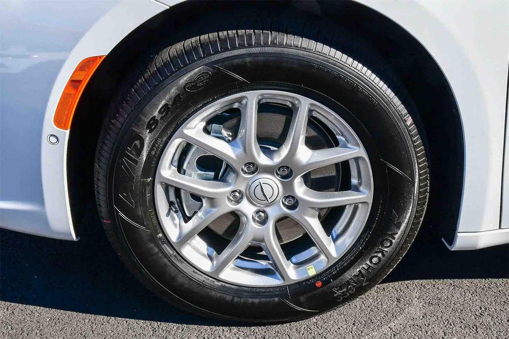 new 2026 Chrysler Pacifica car, priced at $39,189