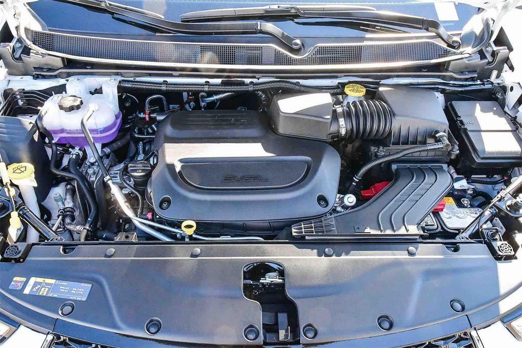 new 2026 Chrysler Pacifica car, priced at $39,189