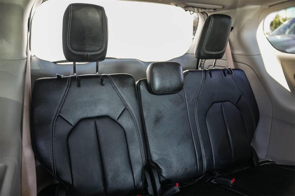 used 2022 Chrysler Pacifica Hybrid car, priced at $24,991