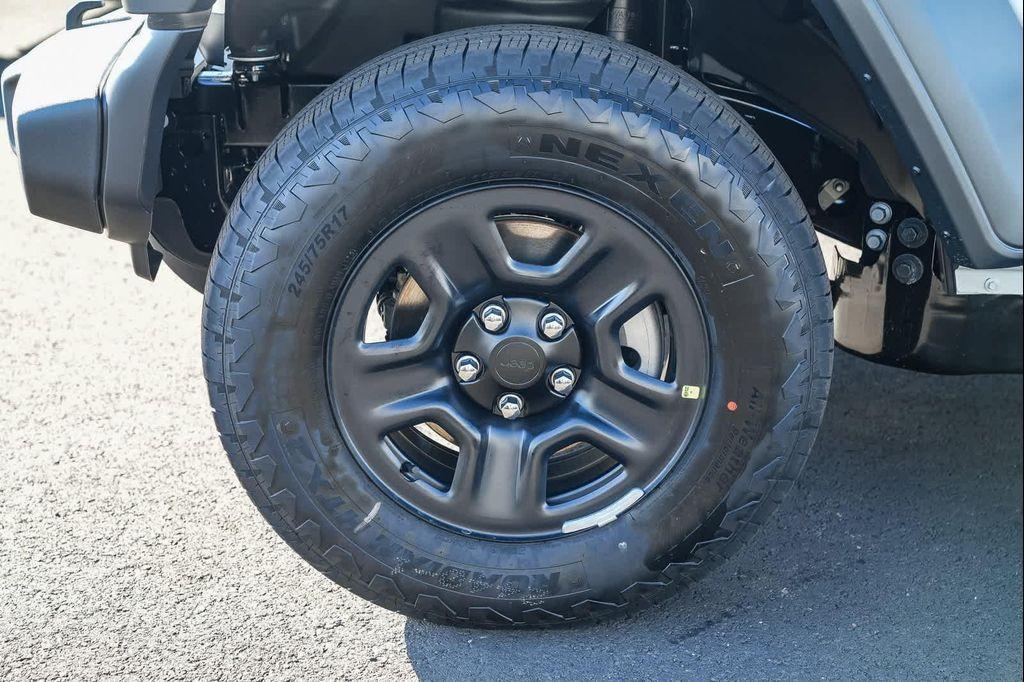 new 2026 Jeep Wrangler car, priced at $36,584