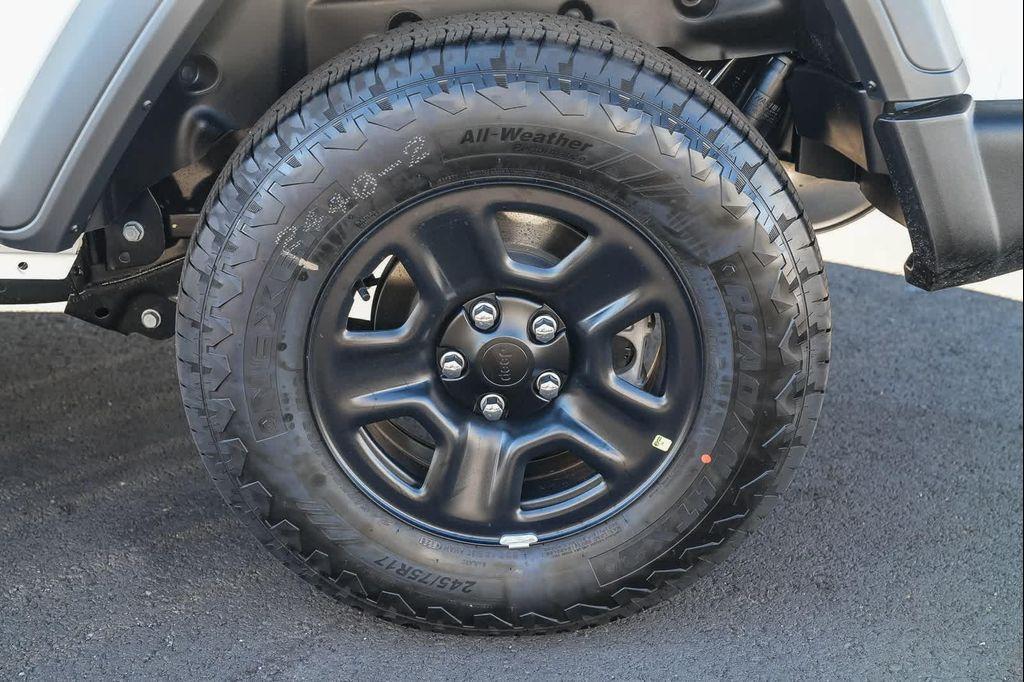 new 2026 Jeep Wrangler car, priced at $36,584