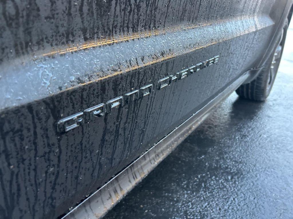 used 2016 Jeep Grand Cherokee car, priced at $11,045